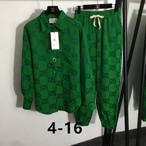 Gucci Women's Suits 41